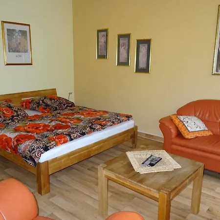 Muellers Erste Ferienwohnung In Der Altstadt Von Goerlitz Extérieur photo